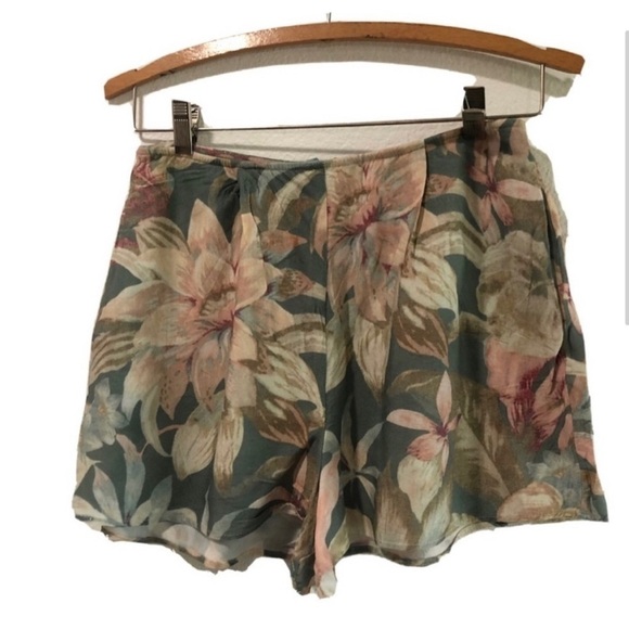 miu miu floral high waist shorts - Picture 2 of 16